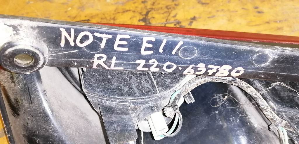 стоп-сигнал Nissan Note