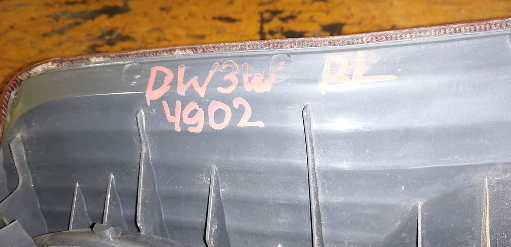 стоп-сигнал Mazda Demio