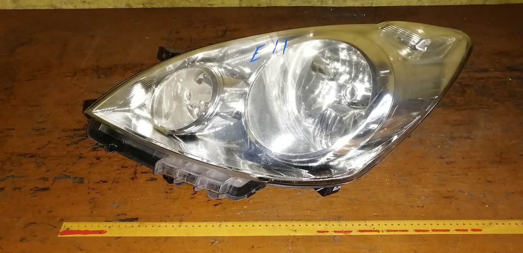 фара Nissan Note