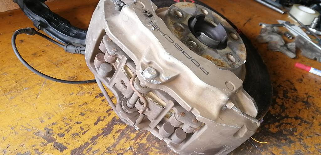 ступица Porsche Cayenne