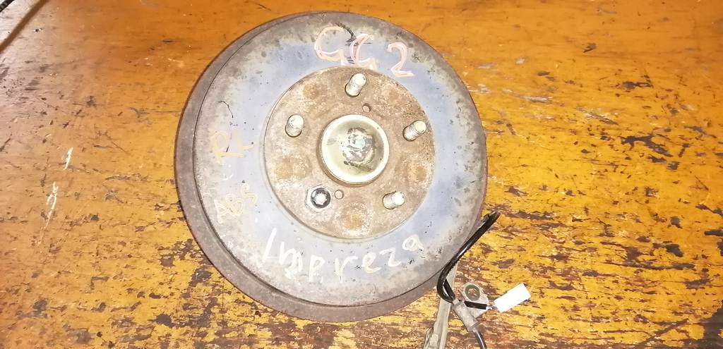 ступица Subaru Impreza