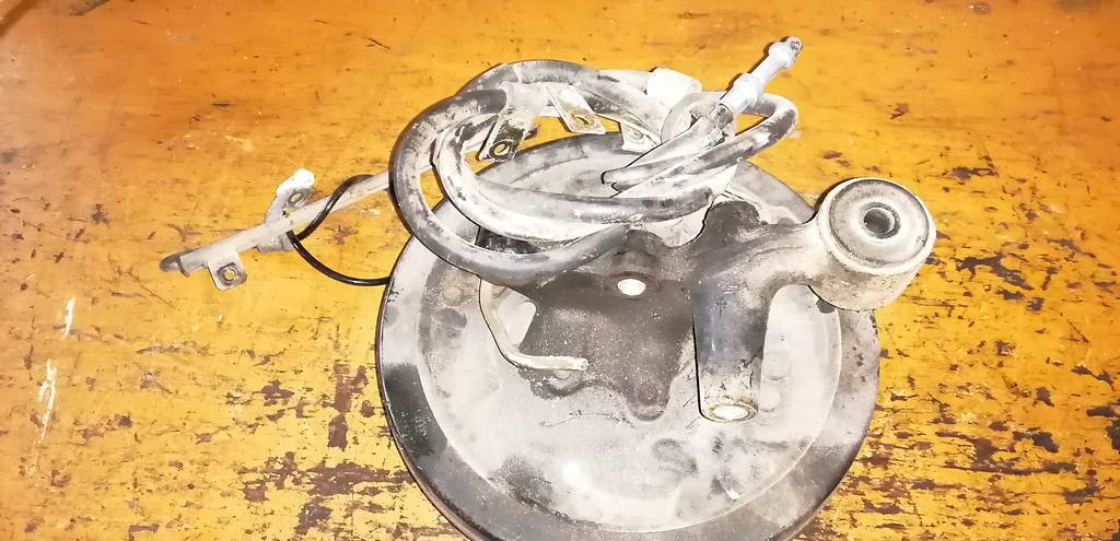 ступица Subaru Impreza