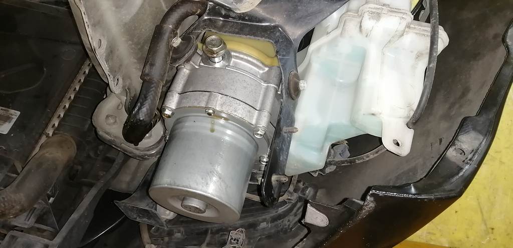 ноускат Mazda Axela