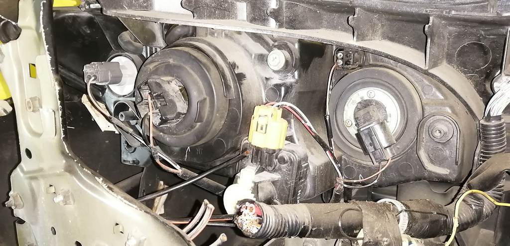 ноускат Mazda Axela