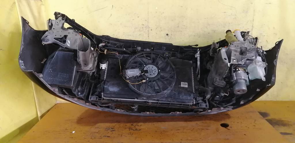 ноускат Mazda Axela