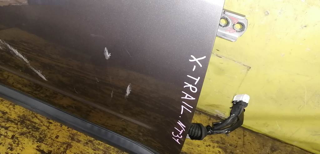 дверь Nissan X-Trail