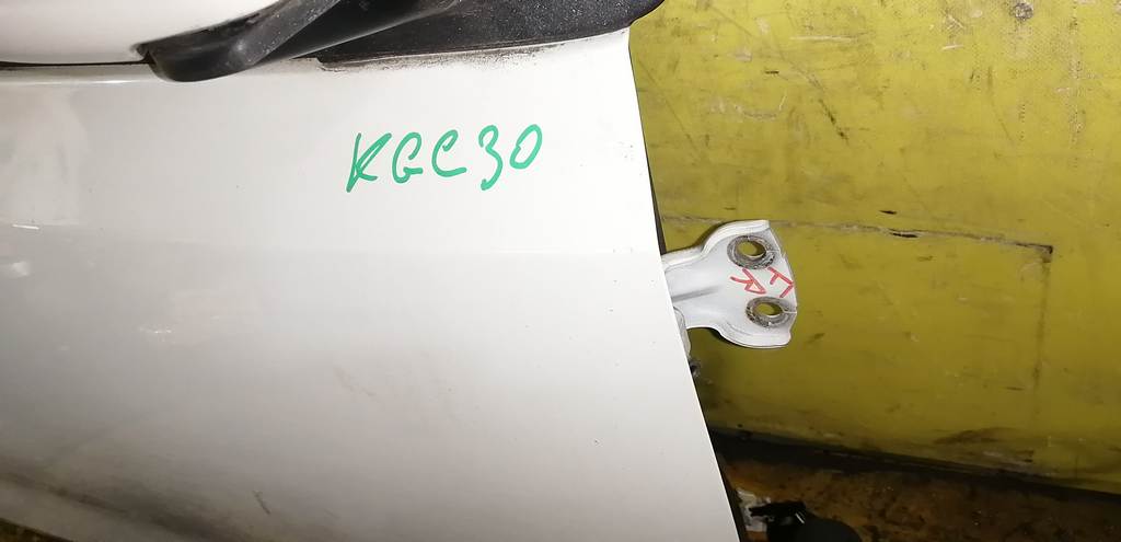 дверь Toyota Passo