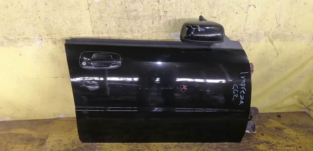 дверь Subaru Impreza