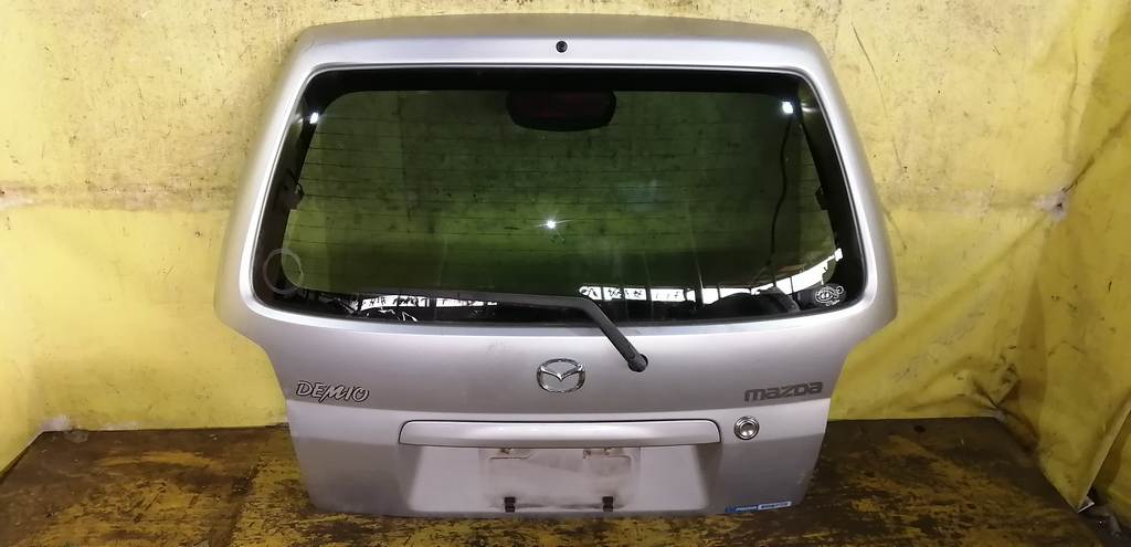 дверь 5-я Mazda Demio