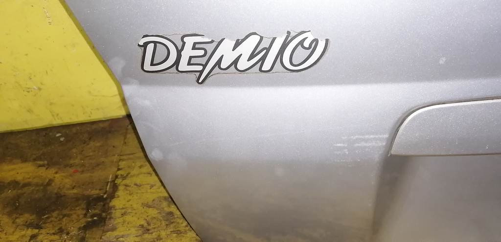 дверь 5-я Mazda Demio