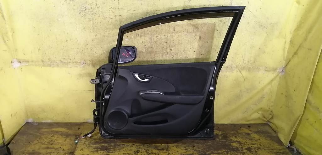 дверь Honda Fit
