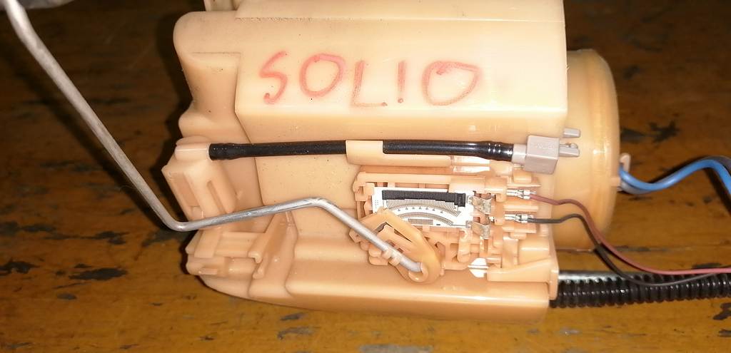 бензонасос Suzuki Solio