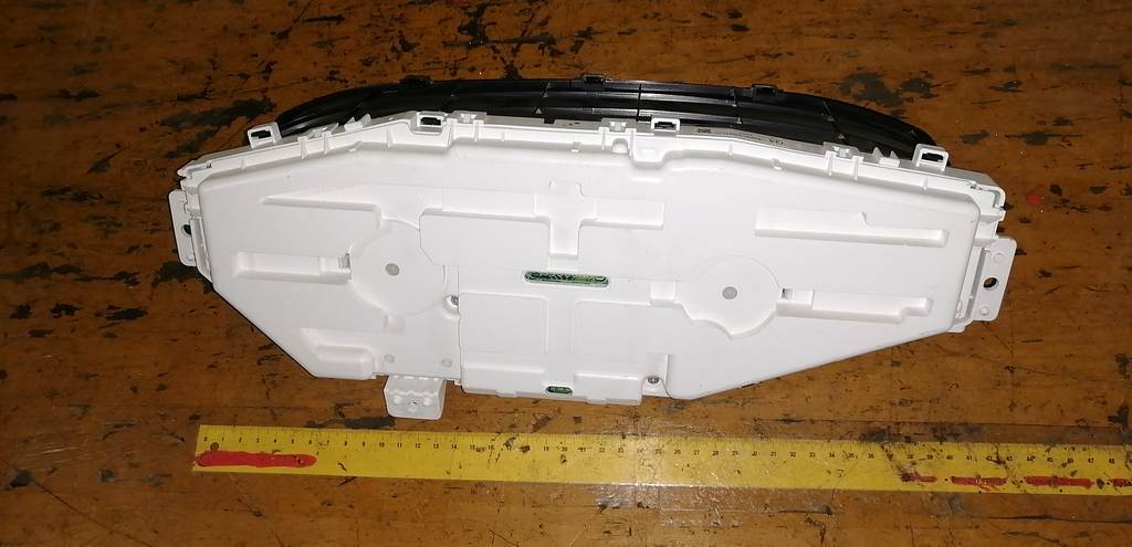 щиток приборов Toyota Ractis