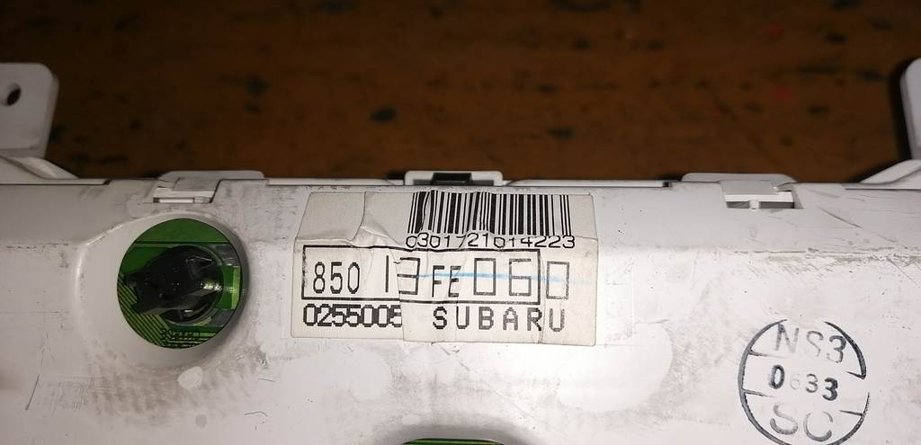 щиток приборов Subaru Impreza