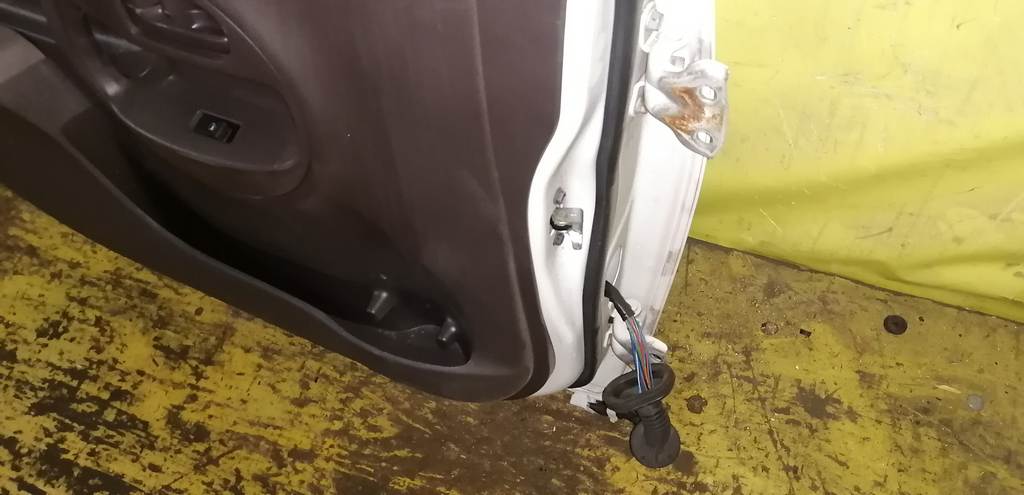 дверь Toyota Passo
