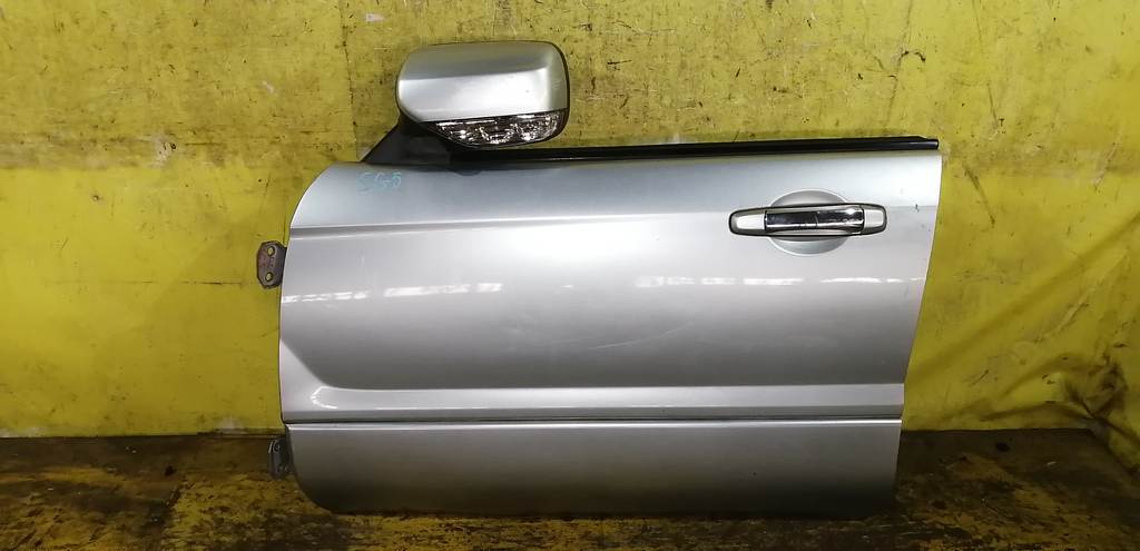 дверь Subaru Forester