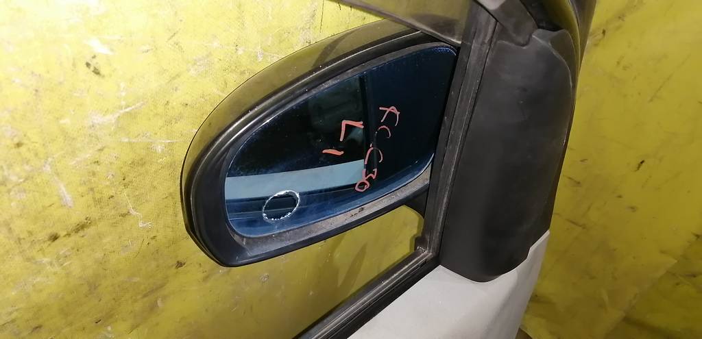 зеркало Toyota Passo