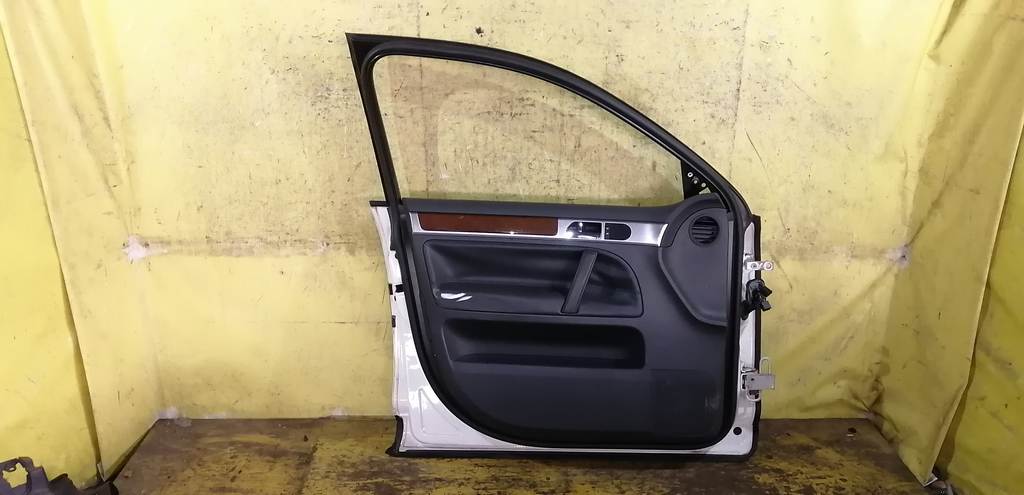 дверь Volkswagen Touareg