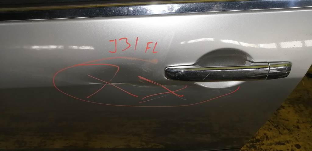 дверь Nissan Teana