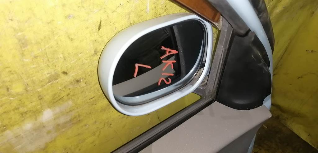 зеркало Nissan March