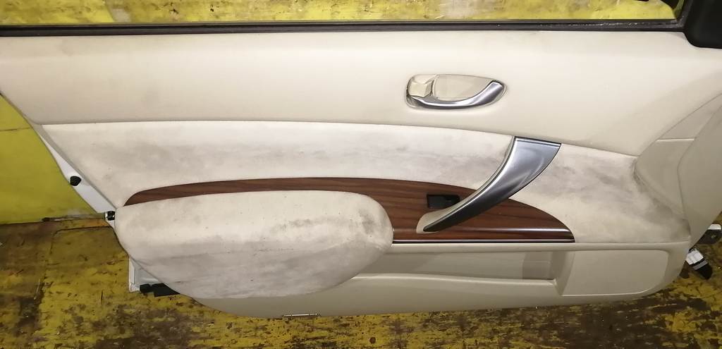 дверь Nissan Teana