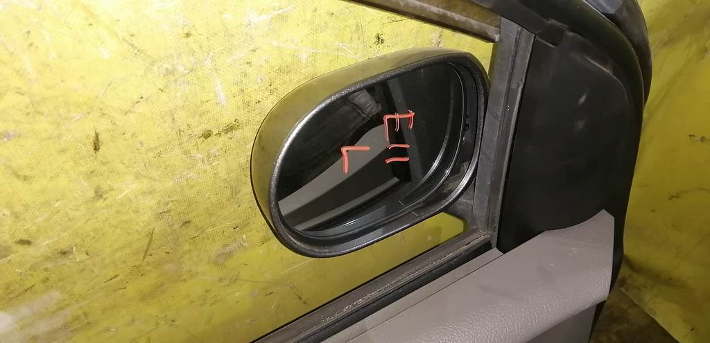 зеркало Nissan Note