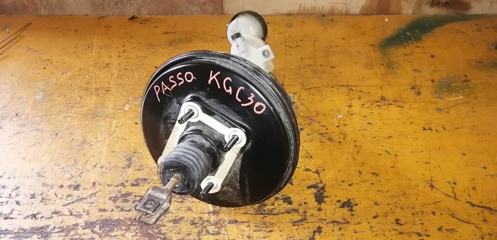 главный тормозной цилиндр Toyota Passo