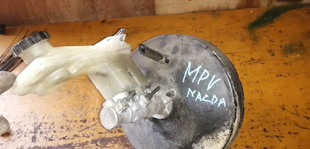 вакуумный усилитель тормозов Mazda MPV