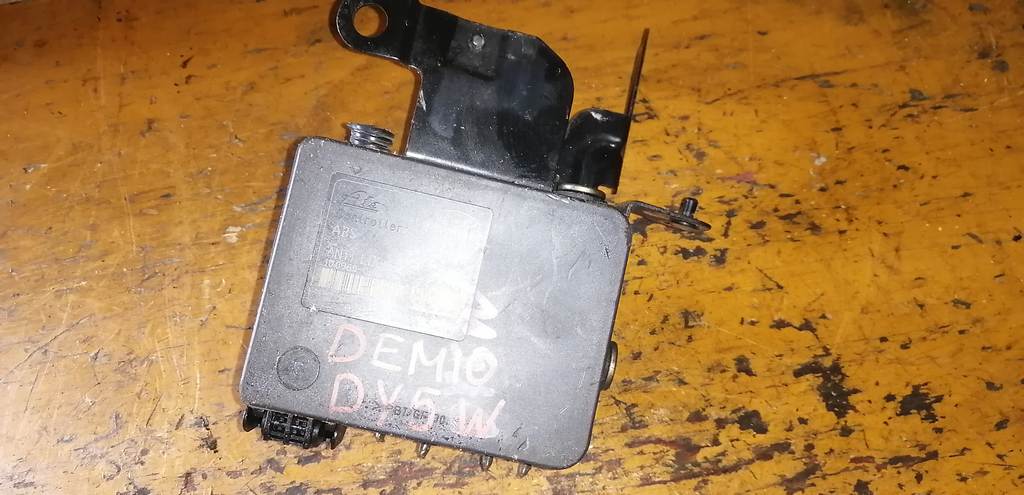 блок abs Mazda Demio