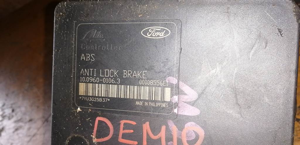 блок abs Mazda Demio