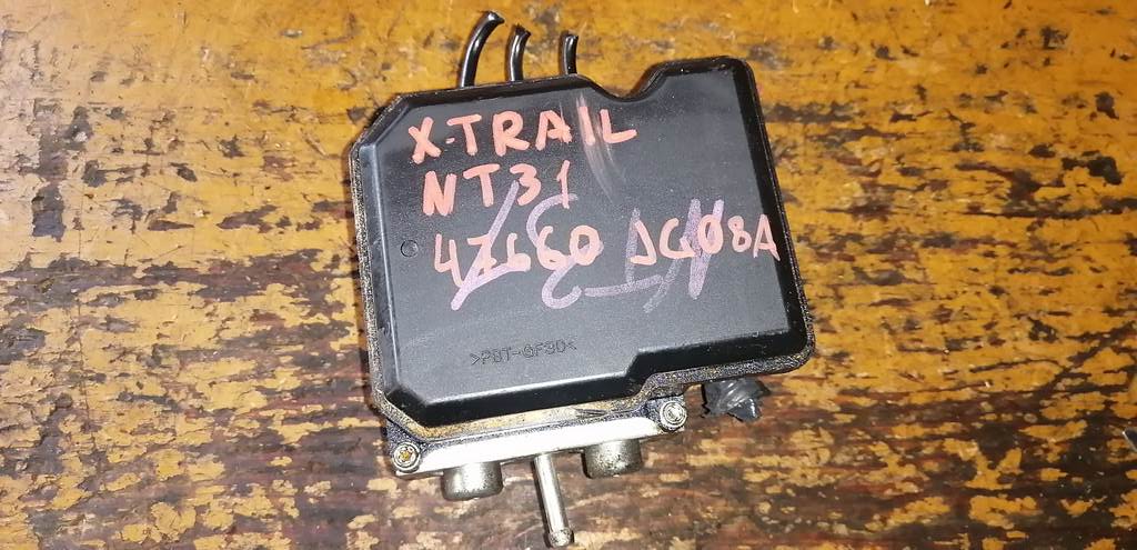 блок abs Nissan X-Trail