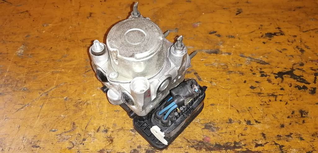 блок abs Porsche Cayenne