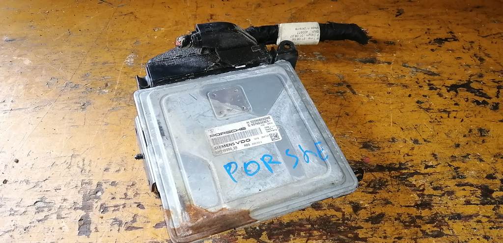 блок управления двс Porsche Cayenne