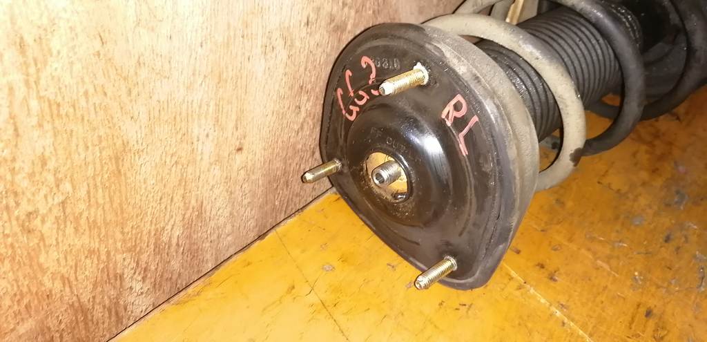 стойка Subaru Impreza