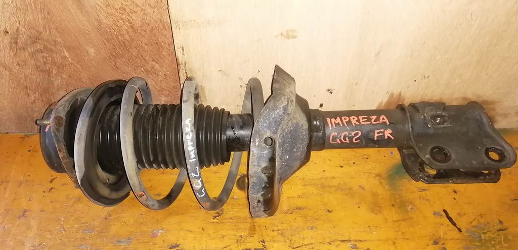 стойка Subaru Impreza