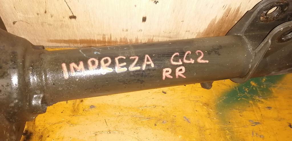 стойка Subaru Impreza