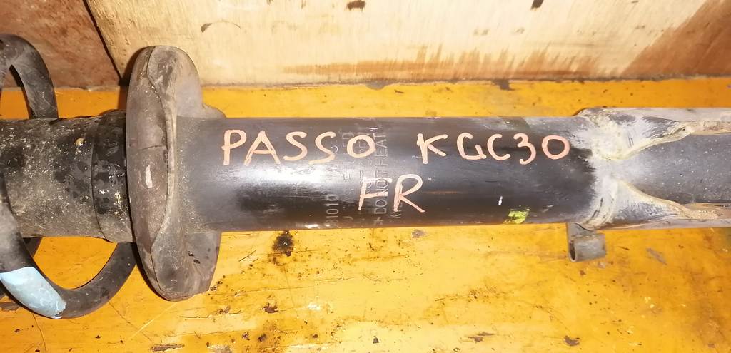 стойка Toyota Passo
