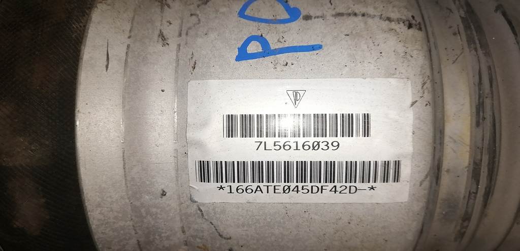 стойка Porsche Cayenne