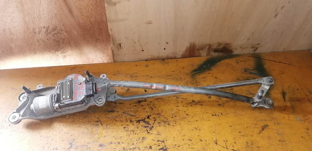 трапеция дворников Porsche Cayenne