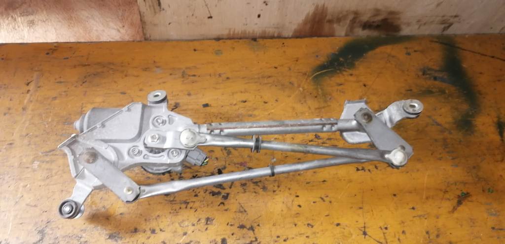 трапеция дворников Subaru Impreza