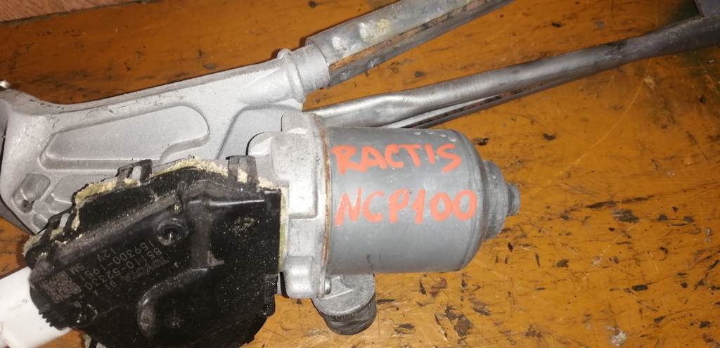 трапеция дворников Toyota Ractis
