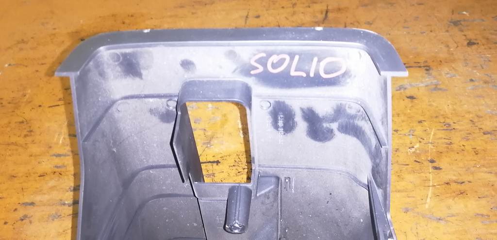 кожух рулевой колонки Suzuki Solio