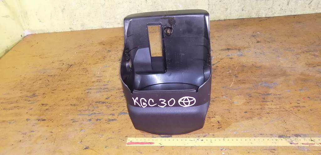кожух рулевой колонки Toyota Passo