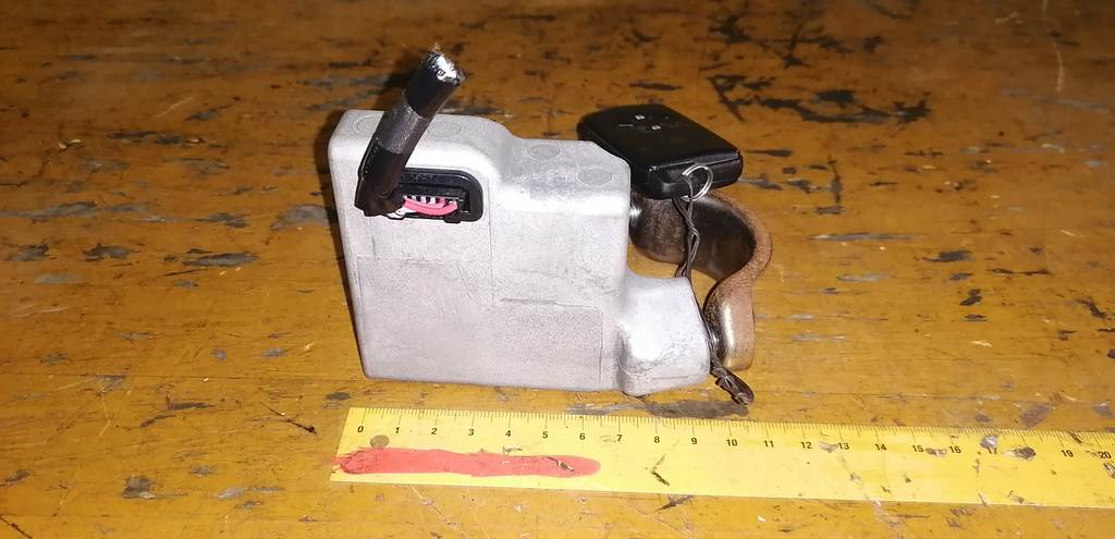 замок зажигания Toyota Ractis
