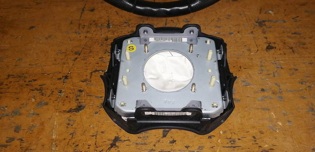 airbag водительский Subaru Impreza