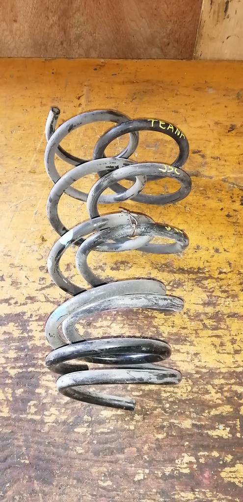 пружина Nissan Teana