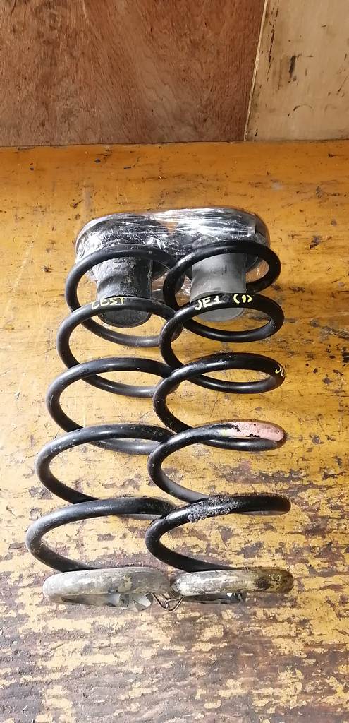 пружина Honda Zest