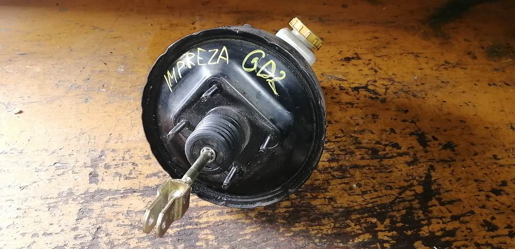 главный тормозной цилиндр Subaru Impreza