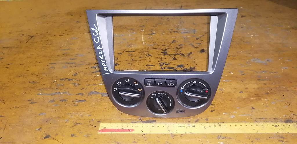 климат-контроль Subaru Impreza