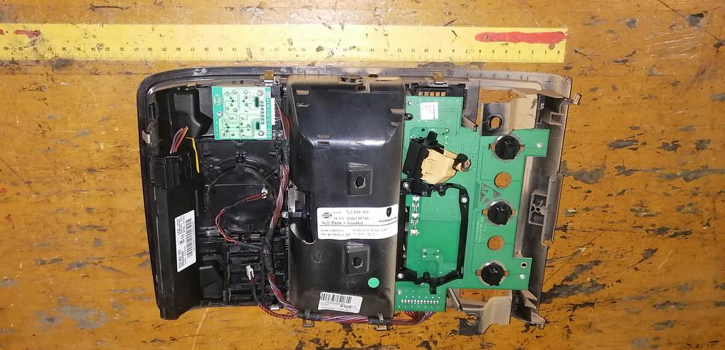 плафон салонный Porsche Cayenne